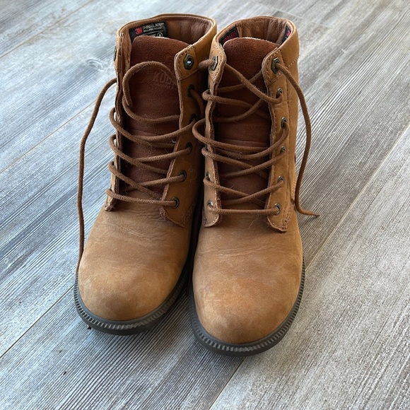 Kodiak Boots - Picture 1 of 4